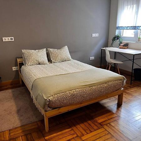 Appartamento Amplio Piso A 400M De La Playa Gijón Esterno foto